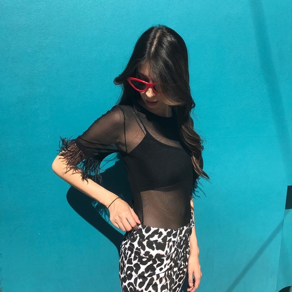 *LAST 1* Feathered Out Bodysuit - Picture 4 of 8